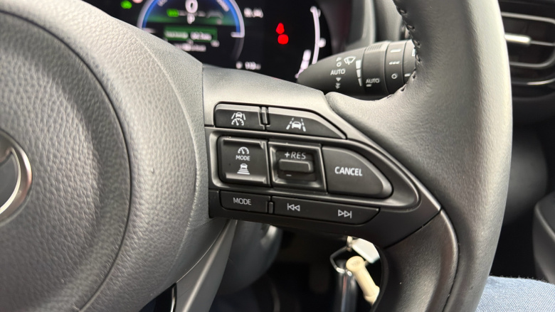 Toyota Yaris 1.5 Hybrid Design 5dr CVT Hybrid Hatchback